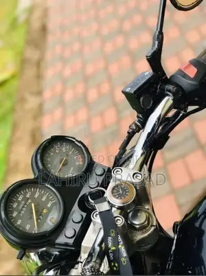 Honda Jade 2015