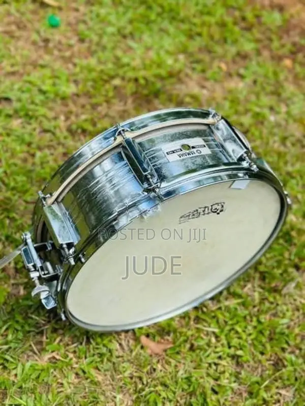 Yamaha 14" steel snare drum