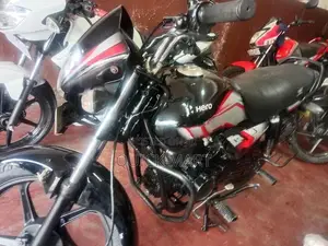 Hero HF Deluxe 2016