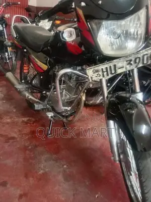 Bajaj Caliber 2005