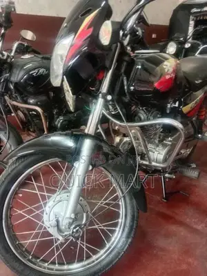 Bajaj Caliber 2005