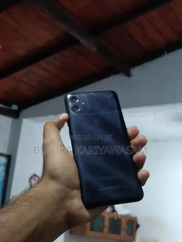 Samsung Galaxy A04e (Used)