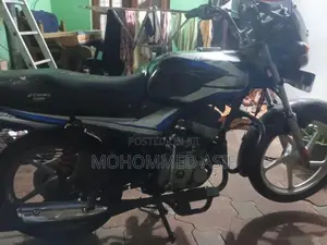 Bajaj CT100 2022