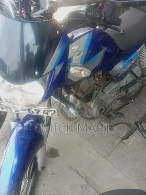 Bajaj CT100 2005