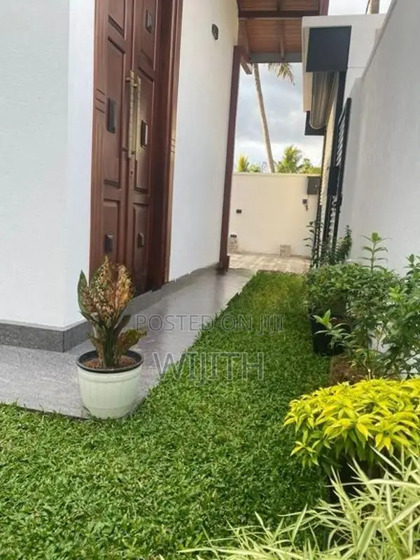 Brand New Single House for Sale in Kottawa