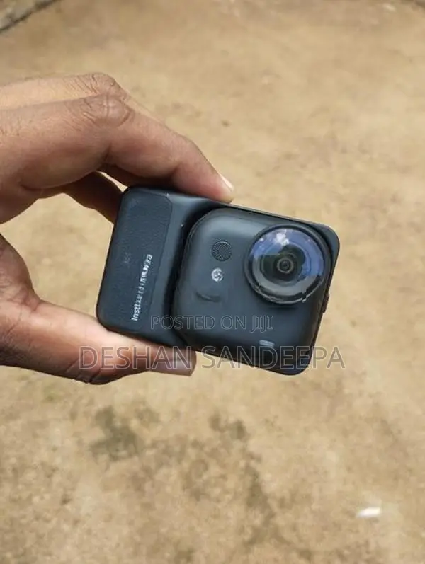 Insta 360 Go Ultra Camera