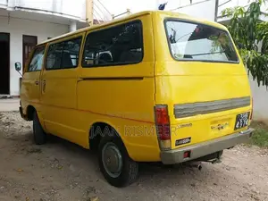 Mitsubishi Delica T120 1979