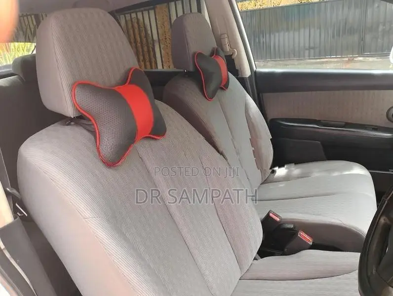 Nissan Tiida Sports Auto 2010