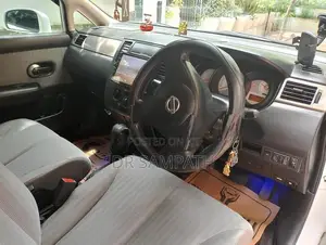 Nissan Tiida Sports Auto 2010