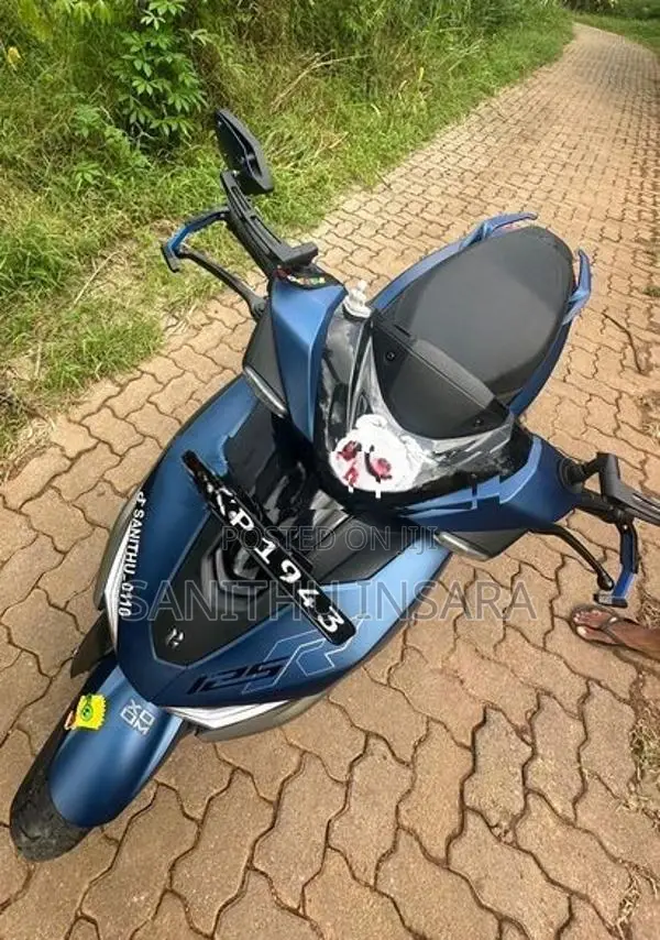 Hero XOOM 125R 2026