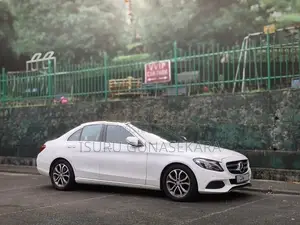 Mercedes Benz C200 Diesel Premium Plus 2017