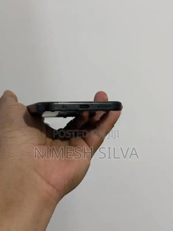 Apple iPhone 16 Plus (Used)