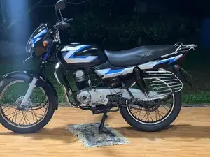 Bajaj CT100 2005