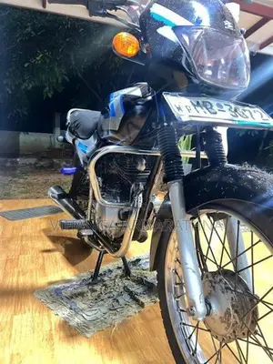 Bajaj CT100 2005