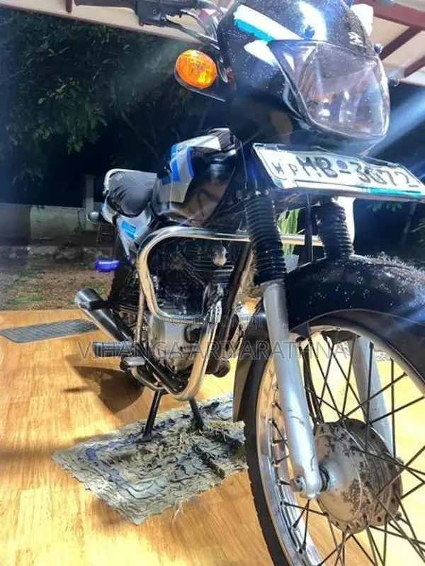 Bajaj CT100 2005