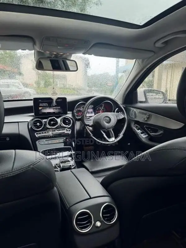 Mercedes Benz C200 Diesel Premium Plus 2017