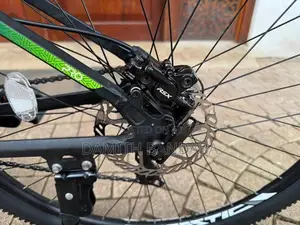 Trinx M600 Pro 29” Mountain Bike