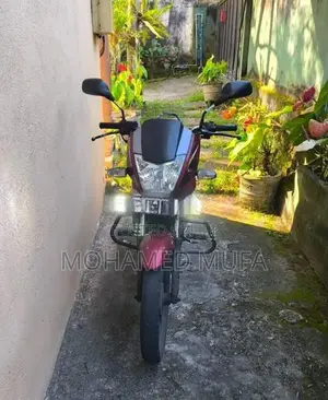 Mahindra Centuro 2018