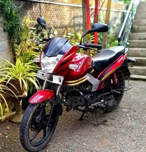 Mahindra Centuro 2018