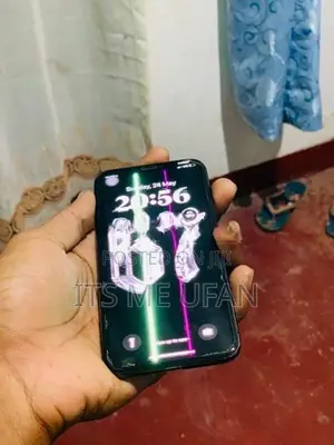 Apple iPhone X 64GB (Used)