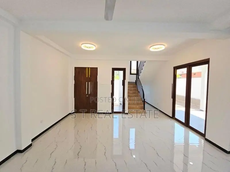 New Luxury 3 Storey House for Sale in Kottawa