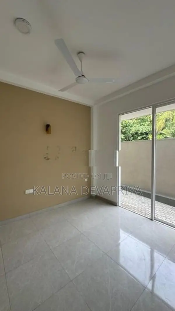 Brand New Luxury House for Rent Habarakada