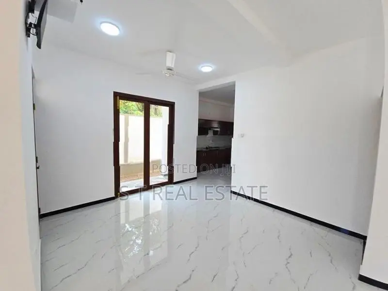 New Luxury 3 Storey House for Sale in Kottawa