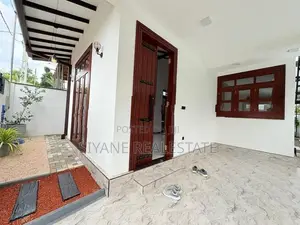Brand New House for Sale in Athurugiriya