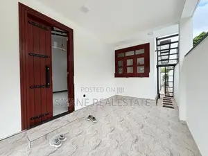 Brand New House for Sale in Athurugiriya
