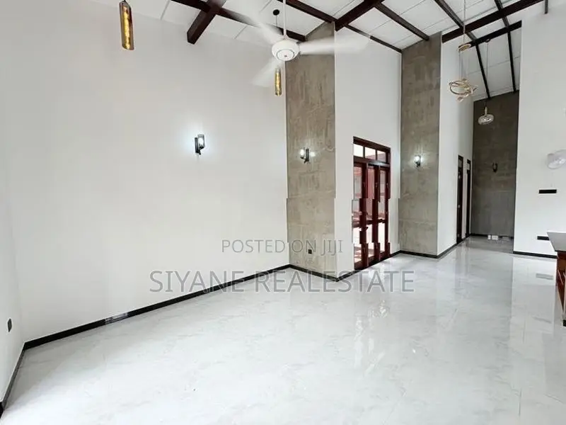 Brand New House for Sale in Athurugiriya