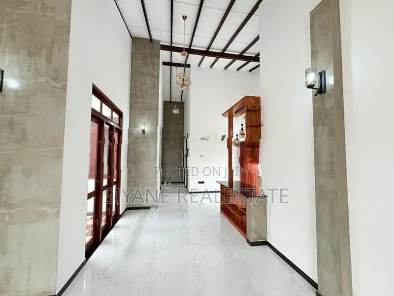 Brand New House for Sale in Athurugiriya