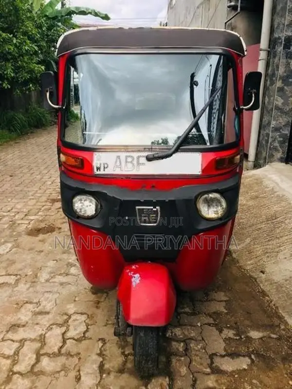 Bajaj RE 4 Stroke 2015