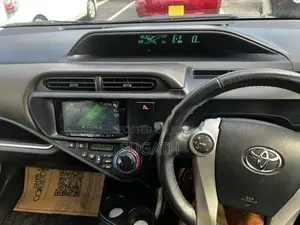 Toyota Aqua Car Audio System