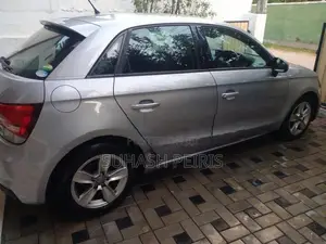 Audi A1 2016