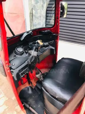 Bajaj RE 4 Stroke 2015