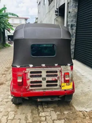 Bajaj RE 4 Stroke 2015