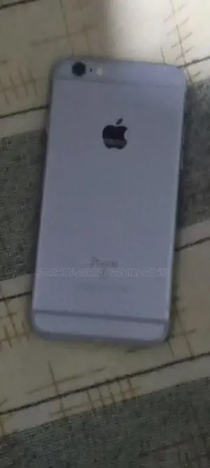 Apple iPhone 6S (Used)