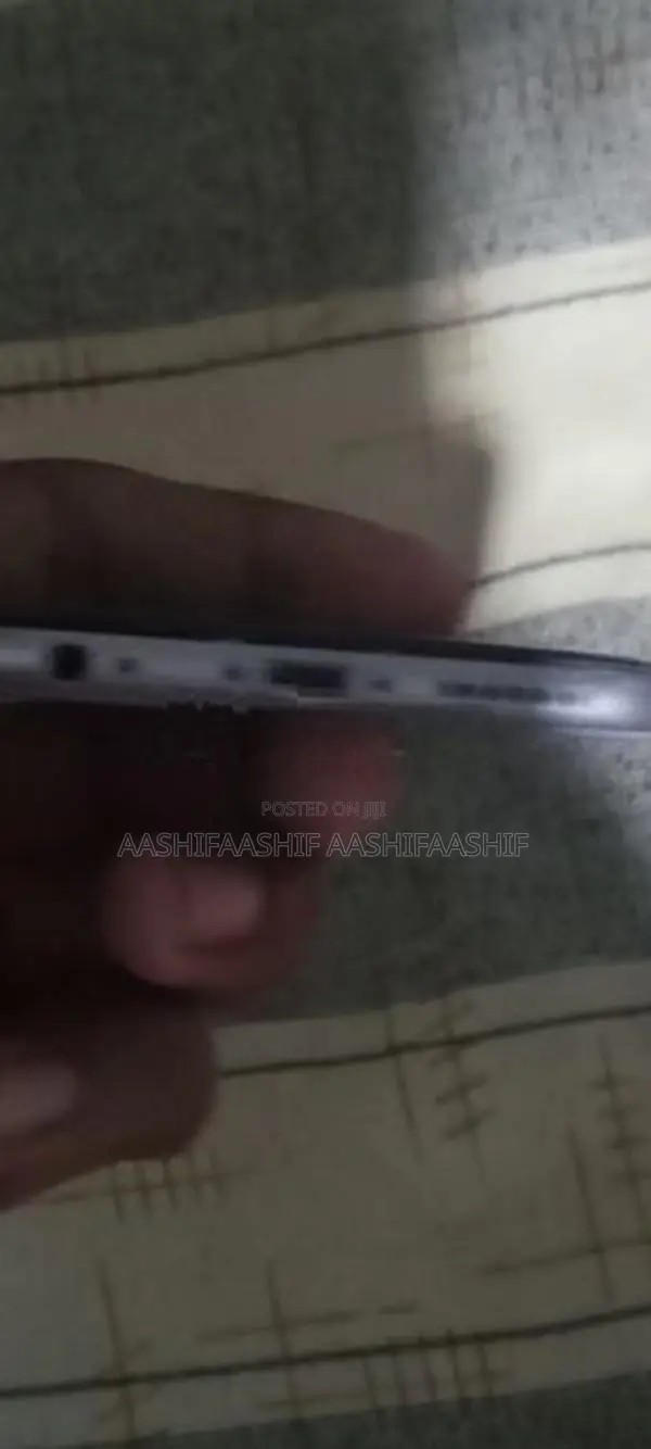 Apple iPhone 6S (Used)