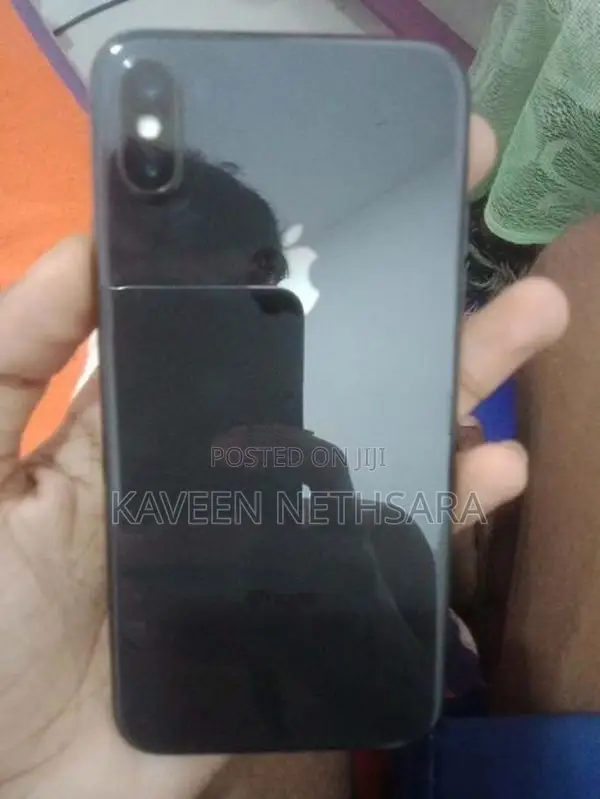 Apple iPhone X (Used)