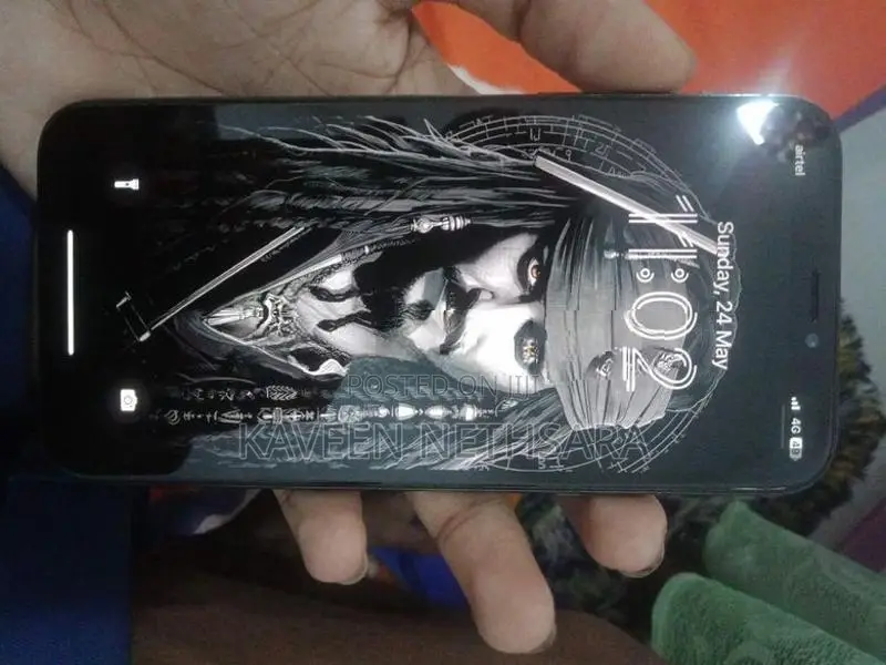 Apple iPhone X (Used)
