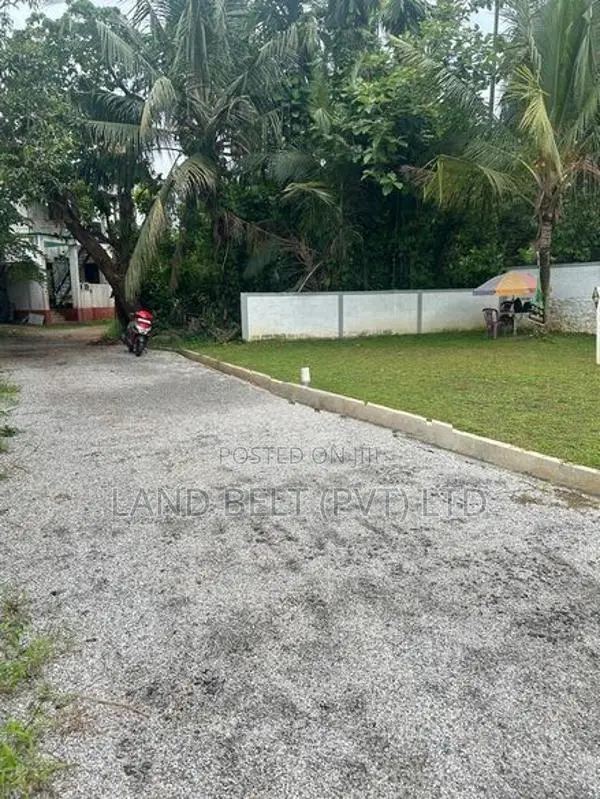 Land for Sale Malapalla