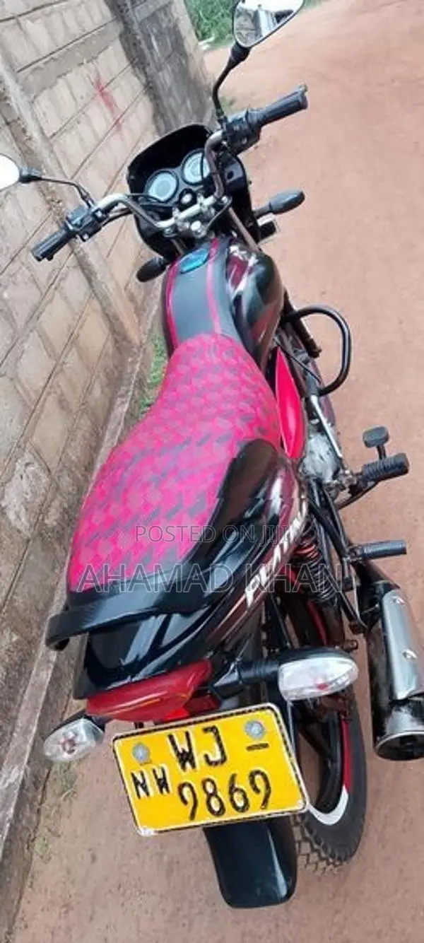 Bajaj Platina 125CC 2009