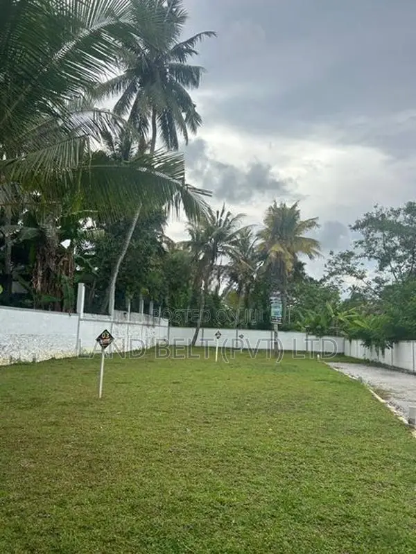 Land for Sale Malapalla