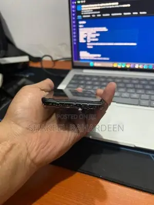 Apple iPhone X (Used)