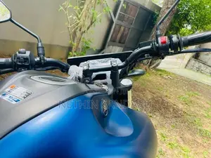 Yamaha Fzs V4 EFI 2025