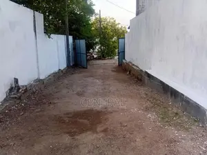 Residential Land for Sale in Nugegoda (C7-10021)