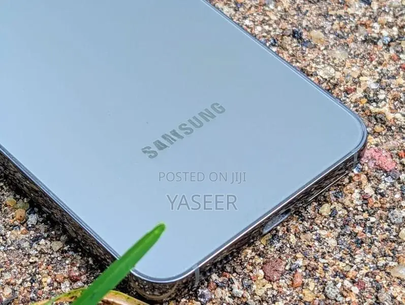 Samsung Galaxy S23 (Used)