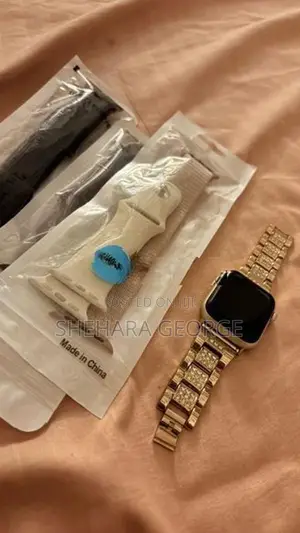 Apple Watch SE Starlight