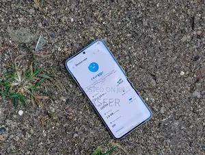 Samsung Galaxy S23 (Used)
