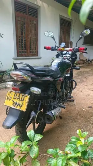 Bajaj Discover 100 CC 2013